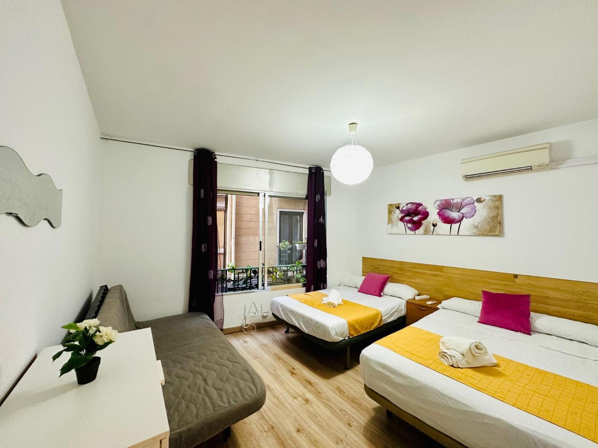 Apartment In Downtown *