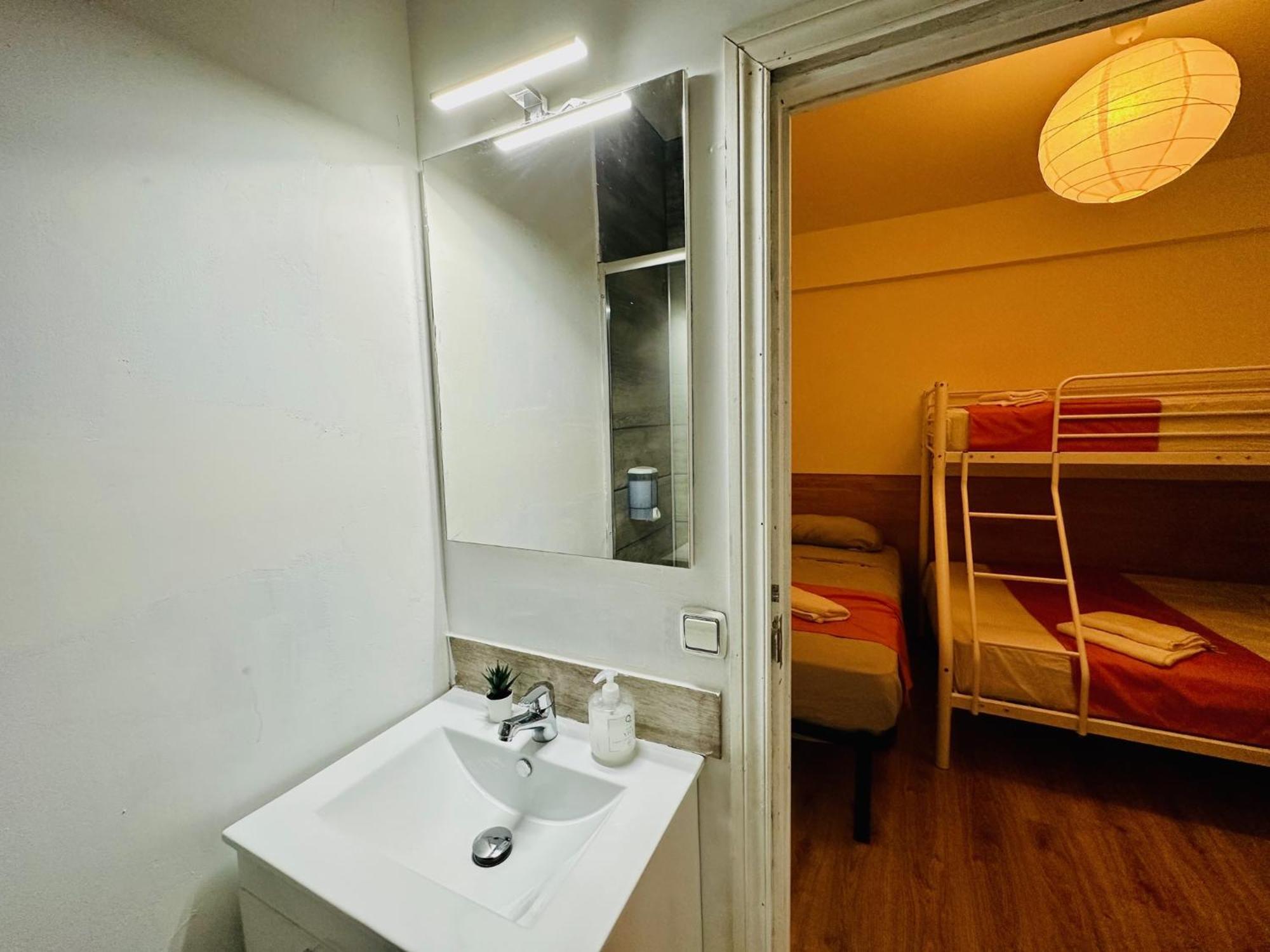 Apartment In Downtown